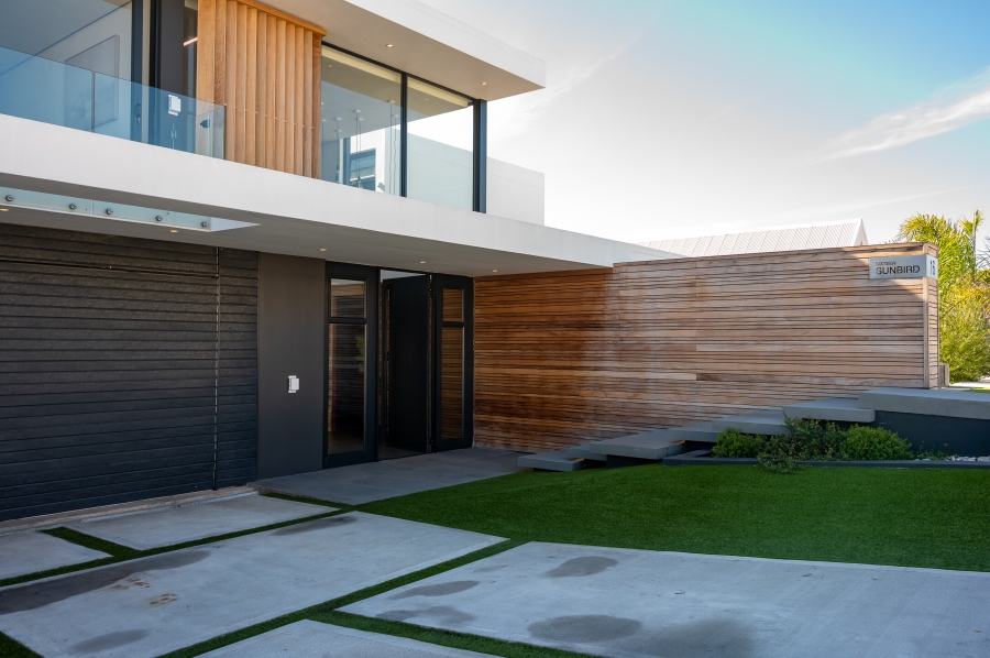 6 Bedroom Property for Sale in Myburgh Park Western Cape